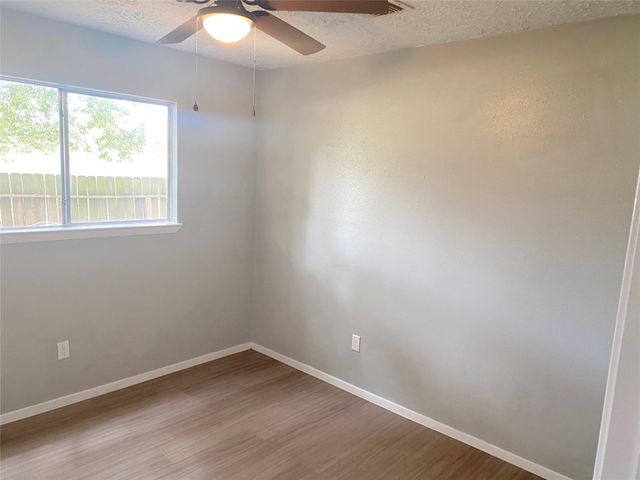16222 Summer Dew Lane, Houston, TX 77095