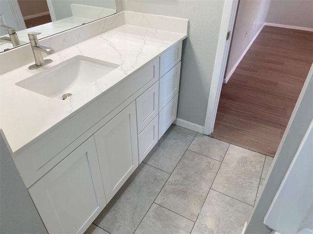 16222 Summer Dew Lane, Houston, TX 77095