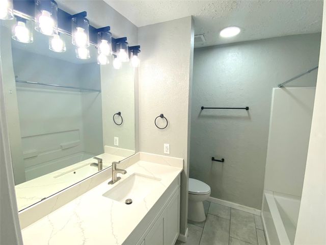 16222 Summer Dew Lane, Houston, TX 77095