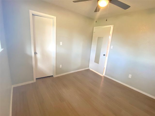 16222 Summer Dew Lane, Houston, TX 77095