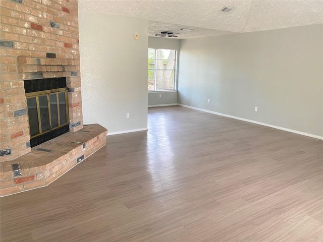 16222 Summer Dew Lane, Houston, TX 77095