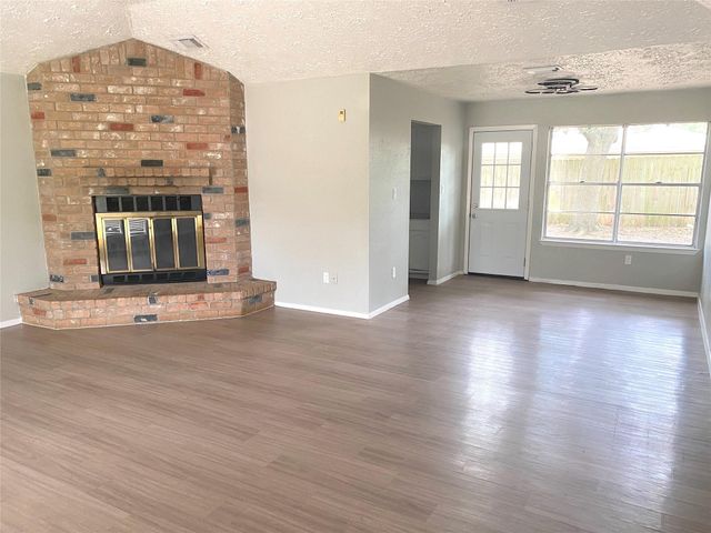 16222 Summer Dew Lane, Houston, TX 77095