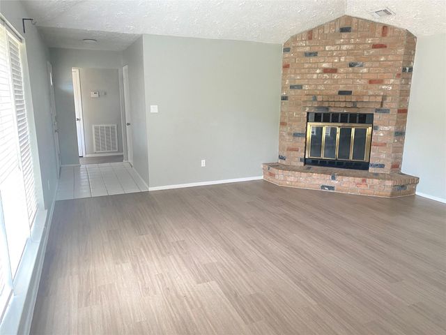 16222 Summer Dew Lane, Houston, TX 77095