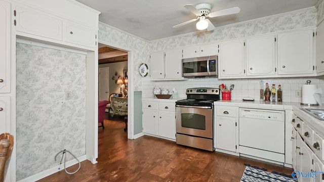 16442 Blackburn Lane, Athens, AL 35611