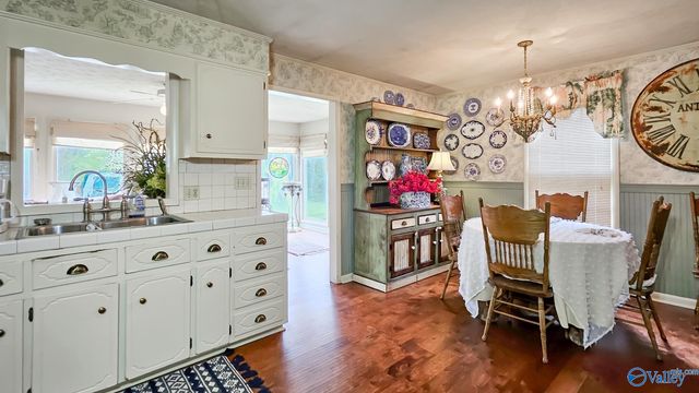 16442 Blackburn Lane, Athens, AL 35611