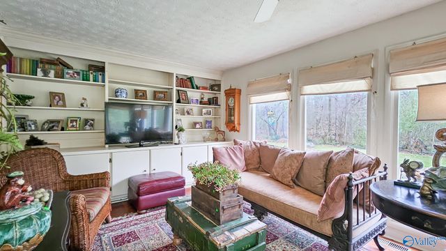 16442 Blackburn Lane, Athens, AL 35611