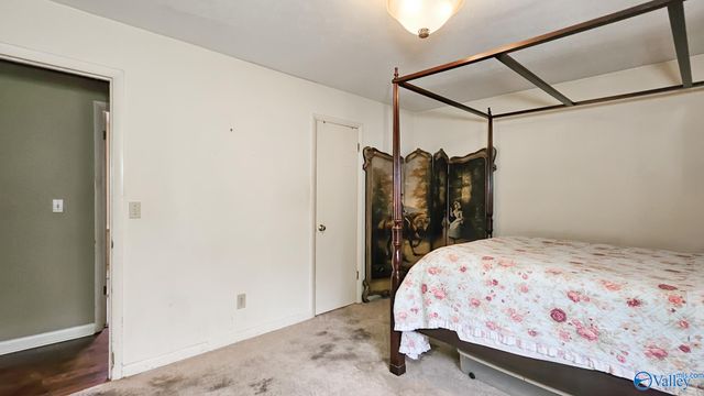 16442 Blackburn Lane, Athens, AL 35611