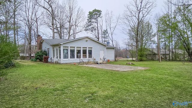 16442 Blackburn Lane, Athens, AL 35611