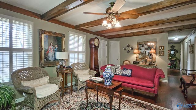 16442 Blackburn Lane, Athens, AL 35611