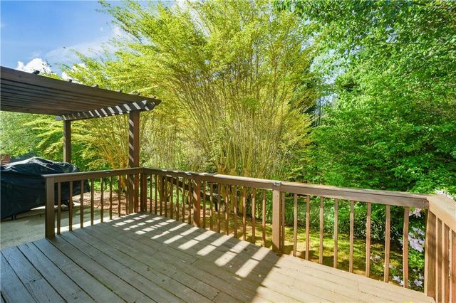 2133 CREEKVIEW Trail, Decatur, GA 30035