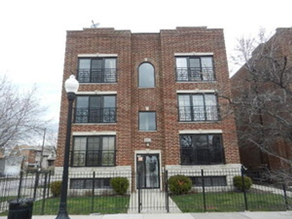 5658 W 63rd Street 3W, Chicago, IL 60638