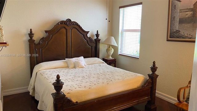 3885 E Hibiscus Street, Weston, FL 33332