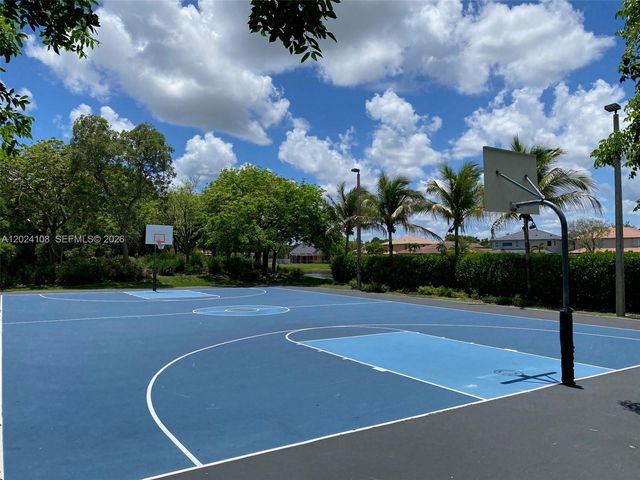 3885 E Hibiscus Street, Weston, FL 33332