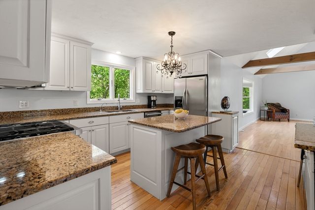 11 Cow Hill Road, Sharon, MA 02067