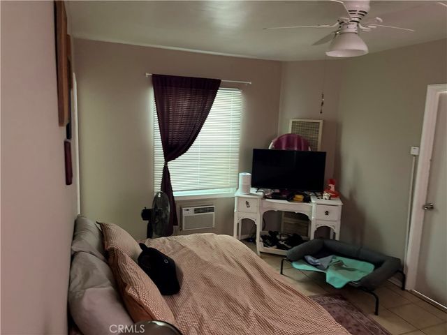 559 W 25th, San Bernardino, CA 92405