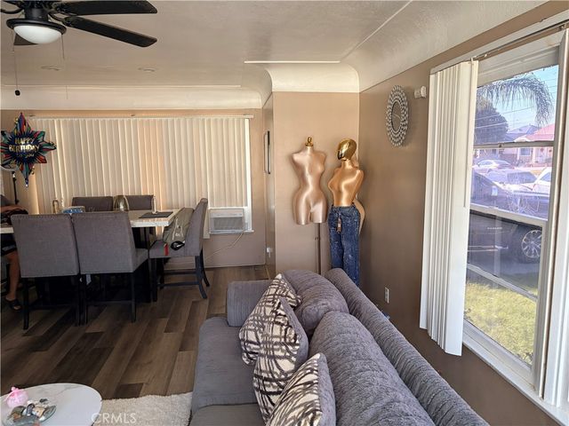 559 W 25th, San Bernardino, CA 92405
