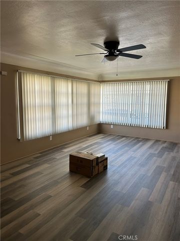559 W 25th, San Bernardino, CA 92405