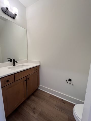 130 Valentine Aly, Nashville, TN 37218