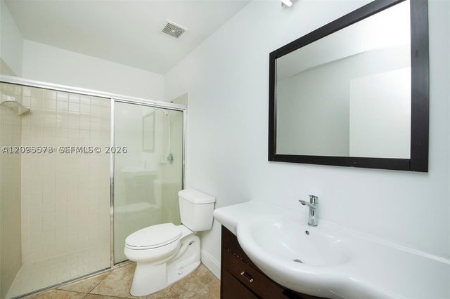 1127 SW 104th Way, Pembroke Pines, FL 33025