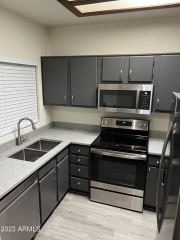 7801 N 44th Drive Unit 1133, Glendale, AZ 85301
