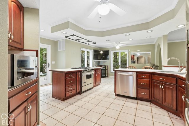6226 Harbridge Road, Indianapolis, IN 46220