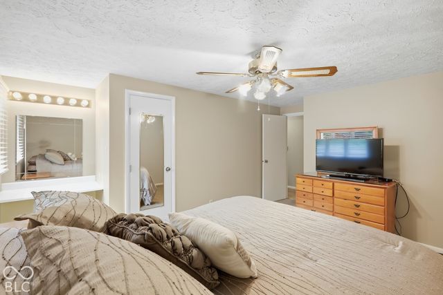6226 Harbridge Road, Indianapolis, IN 46220