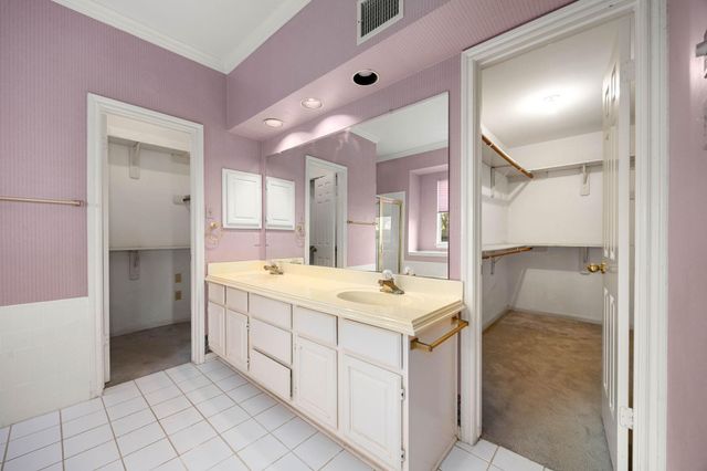 2207 Heather Green Drive, Houston, TX 77062
