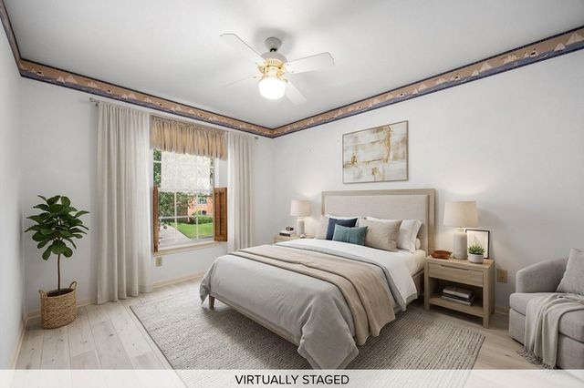 2207 Heather Green Drive, Houston, TX 77062
