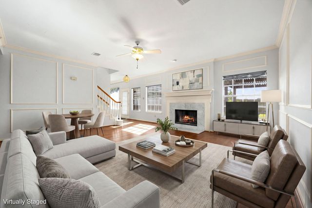 2207 Heather Green Drive, Houston, TX 77062