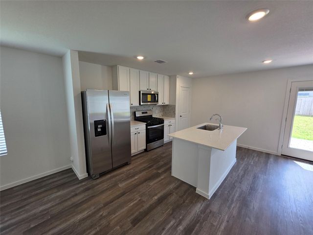 40934 Seasoned Oak Lane, Magnolia, TX 77354