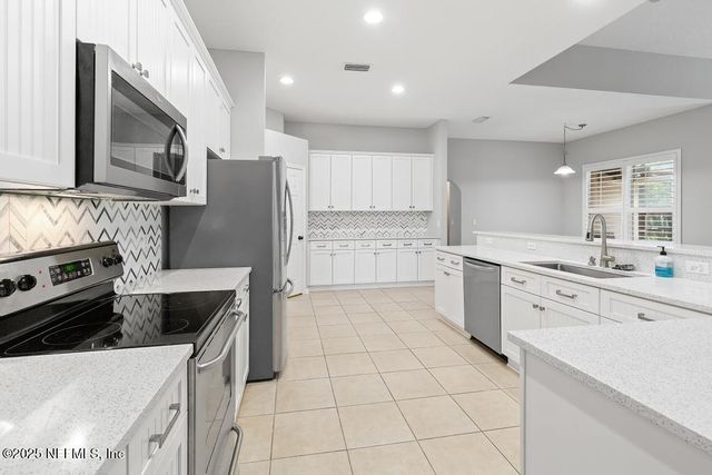 2309 VALDAVIA Street, St. Augustine, FL 32092