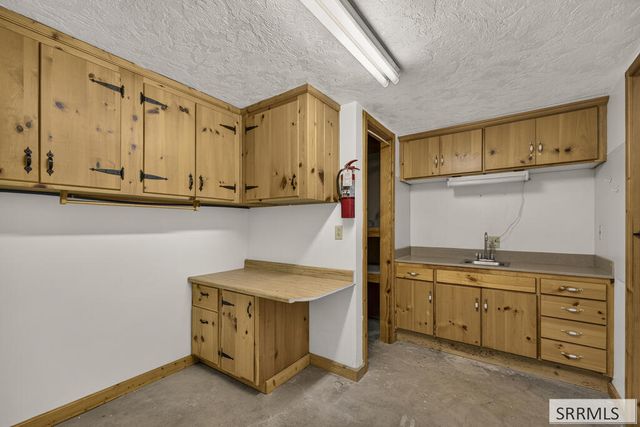 2334 E 1st Street, Idaho Falls, ID 83401