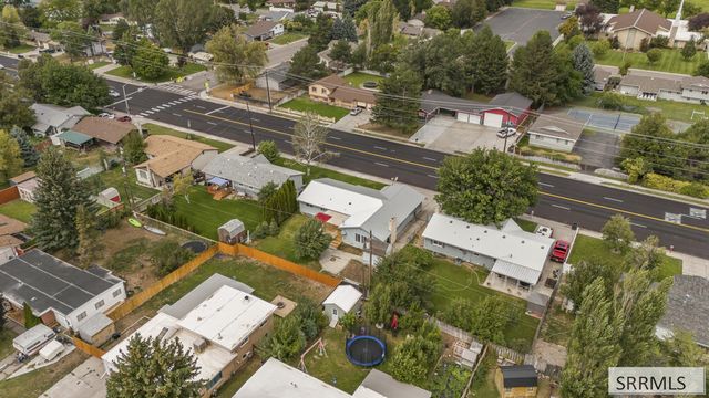 2334 E 1st Street, Idaho Falls, ID 83401