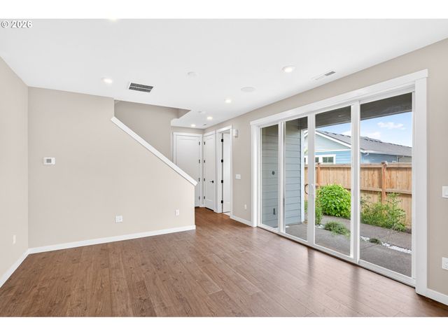 7285 Se CHINQUAPIN Dr, Hillsboro, OR 97123