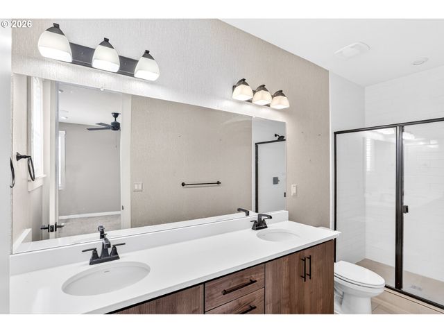 7285 Se CHINQUAPIN Dr, Hillsboro, OR 97123