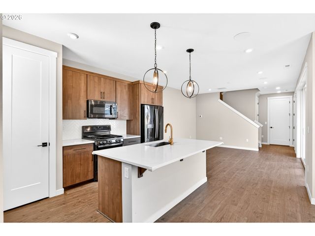 7285 Se CHINQUAPIN Dr, Hillsboro, OR 97123
