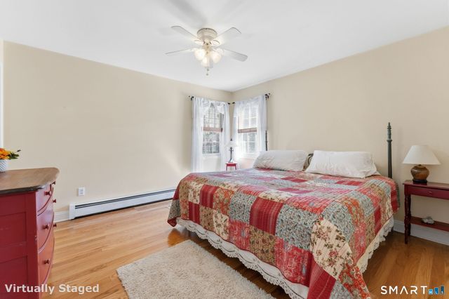 12 Lindros Lane, Waterford, CT 06385