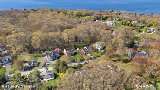 12 Lindros Lane, Waterford, CT 06385