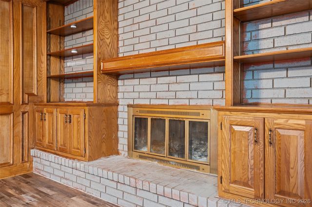 926 Sandstone Drive, Bartlesville, OK 74006