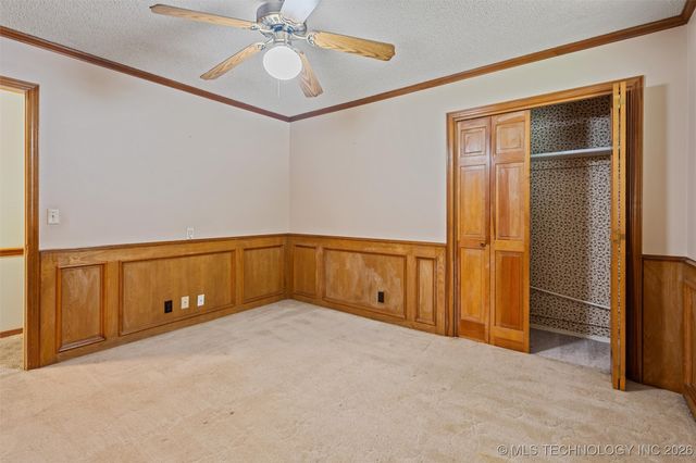 926 Sandstone Drive, Bartlesville, OK 74006