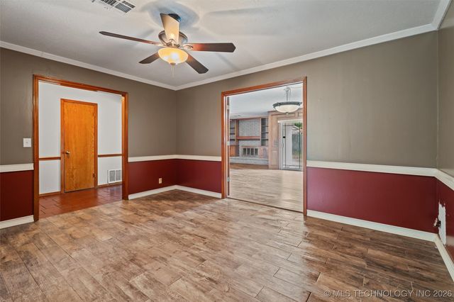 926 Sandstone Drive, Bartlesville, OK 74006