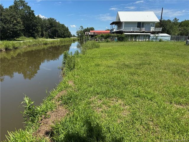 3840 Airhart Road, Lake Charles, LA 70605