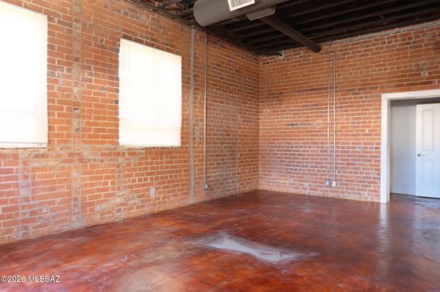 420 S 6th Ave Apt 103, Tucson, AZ 85701