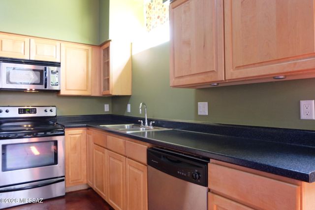 420 S 6th Ave Apt 103, Tucson, AZ 85701