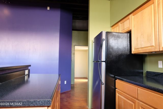 420 S 6th Ave Apt 103, Tucson, AZ 85701