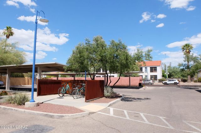 420 S 6th Ave Apt 103, Tucson, AZ 85701