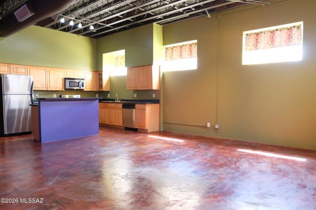 420 S 6th Ave Apt 103, Tucson, AZ 85701