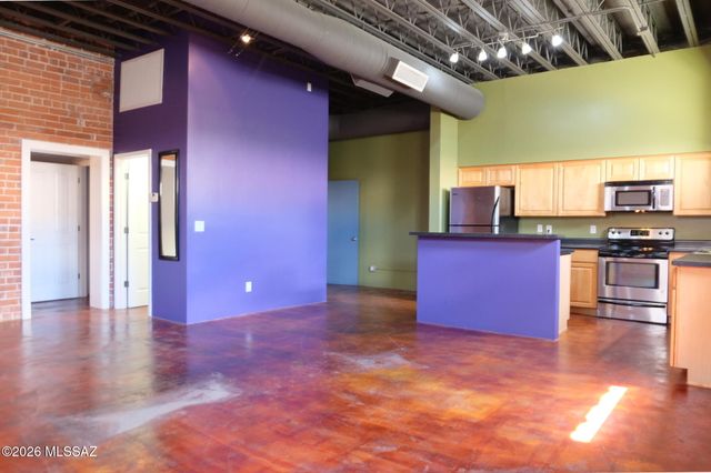 420 S 6th Ave Apt 103, Tucson, AZ 85701
