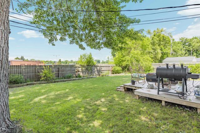 42251 BETLEY Drive, Sterling Heights, MI 48313