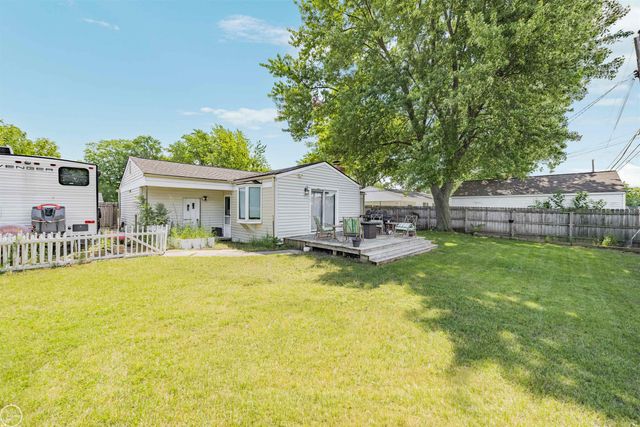 42251 BETLEY Drive, Sterling Heights, MI 48313